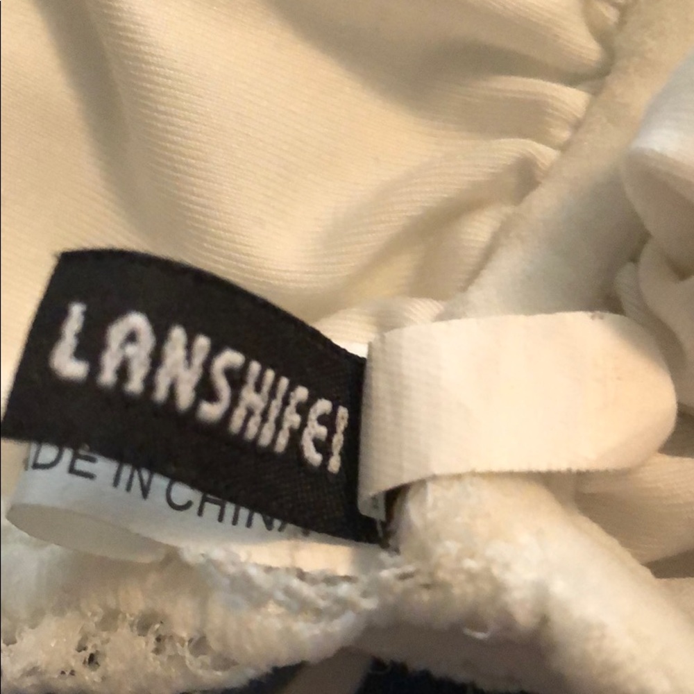 ☆ Lanshifei White Lace Halter Bralette ☆ - Picture 3 of 3